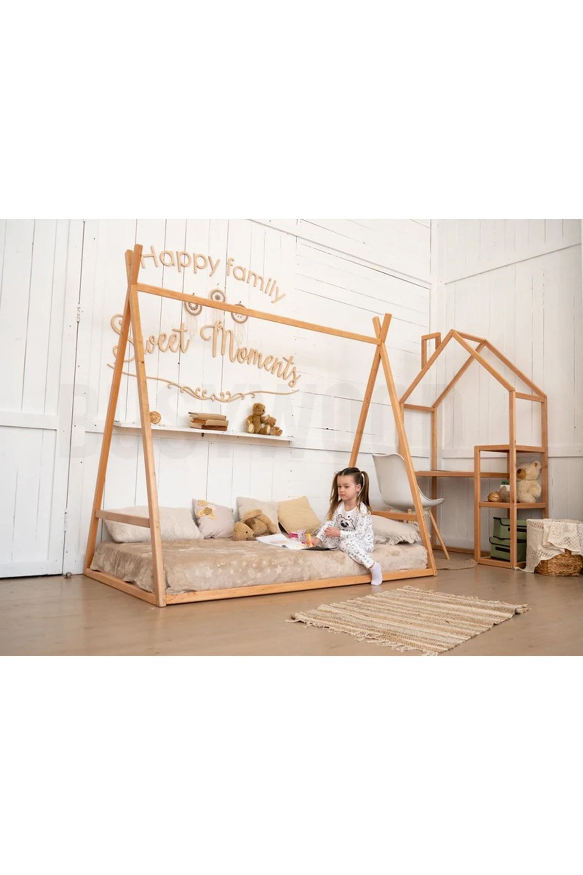 çapraz çatılı model Montessori Karyola - Ahşap Çocuk Karyolası - tree-115